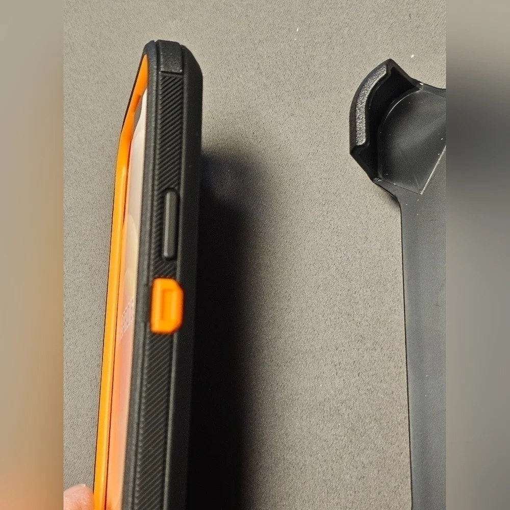 NEW Case & Holster for IPHONE 13 Pro Orange & Black